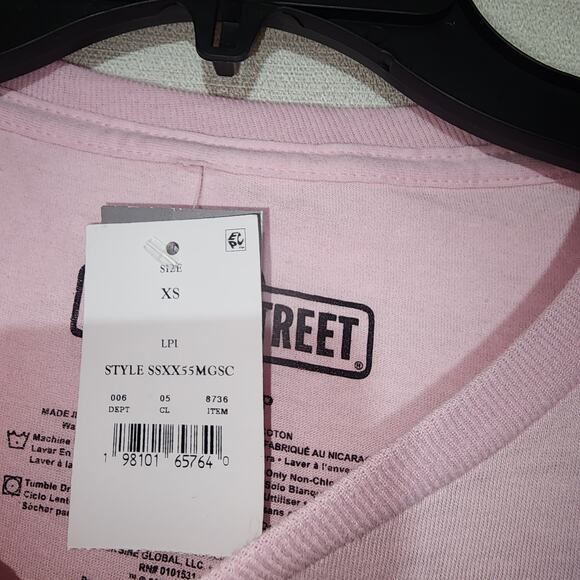 Elmo ''checking in'' faded shirt XS - Picture 4 of 5